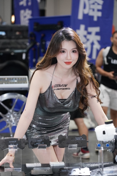 J960 银装素裹的独特魅力