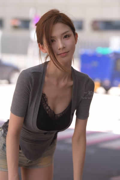 M548 只倾心不倾城-依依酱