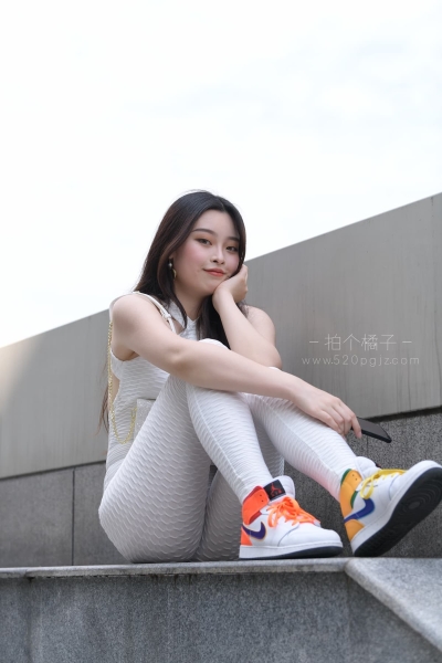 M312 白色连体瑜伽服