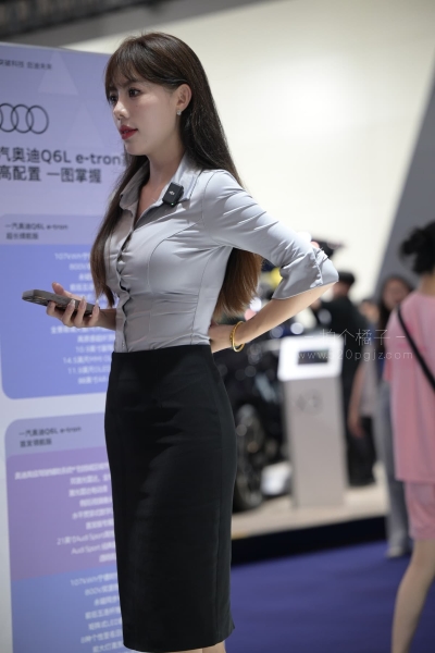 J1031 职业装干练与柔美