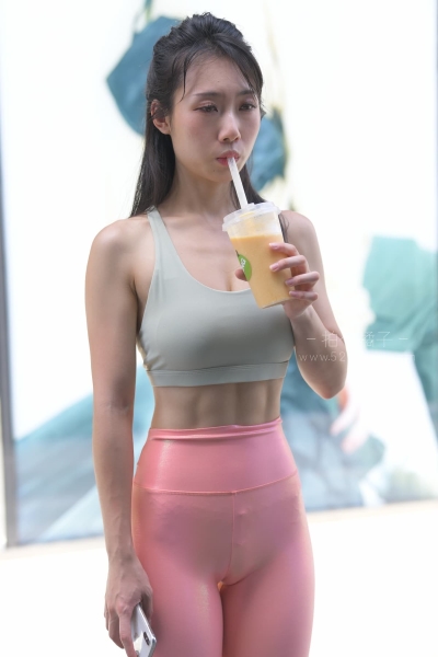 M267 珍珠粉瑜伽裤小姐姐-盛夏
